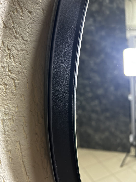 Біле кругле дзеркало з підсвічуванням 800 мм