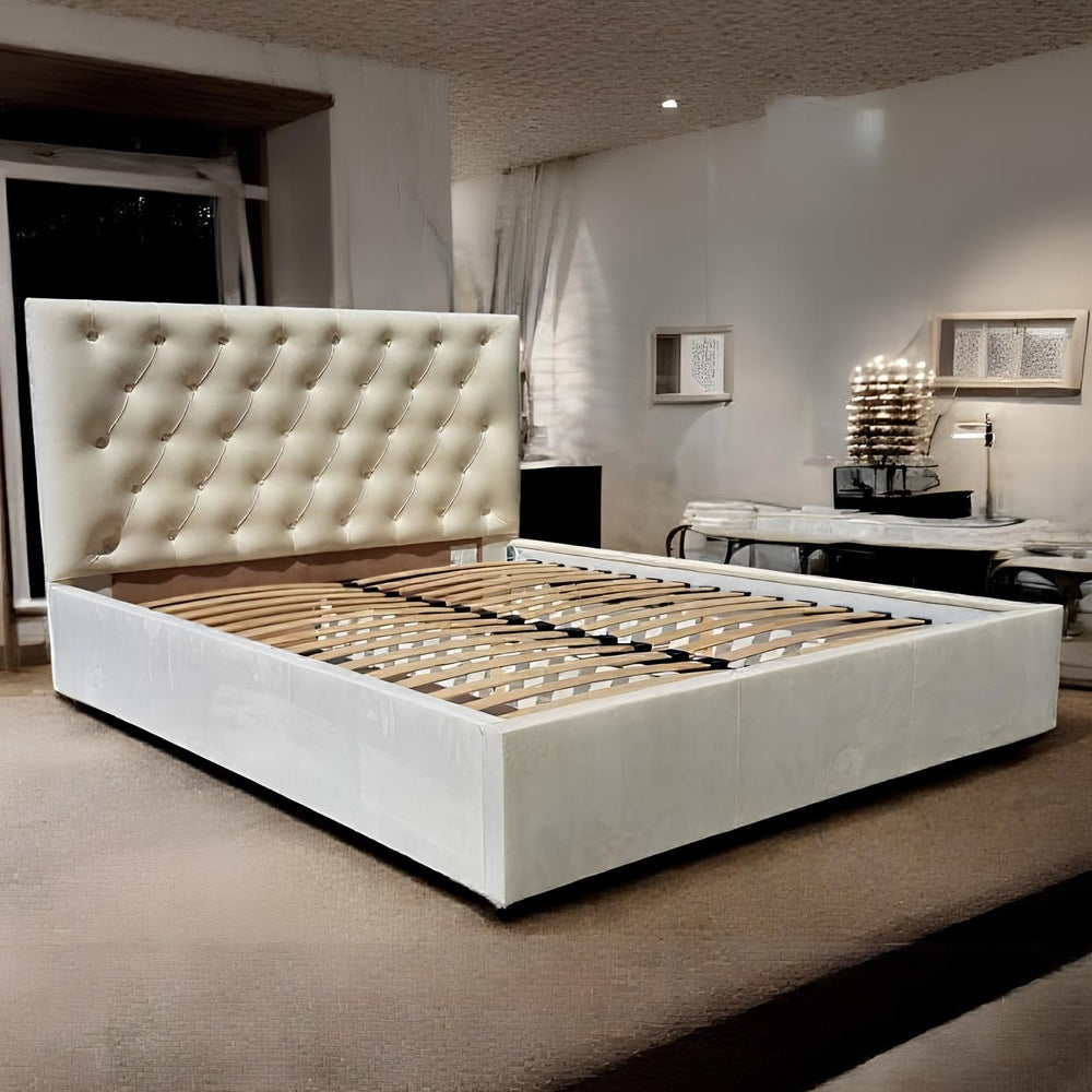 Двуспальная кровать с мягким изголовьем LION Аврора Лили 09 160х200 см (LION-041684)