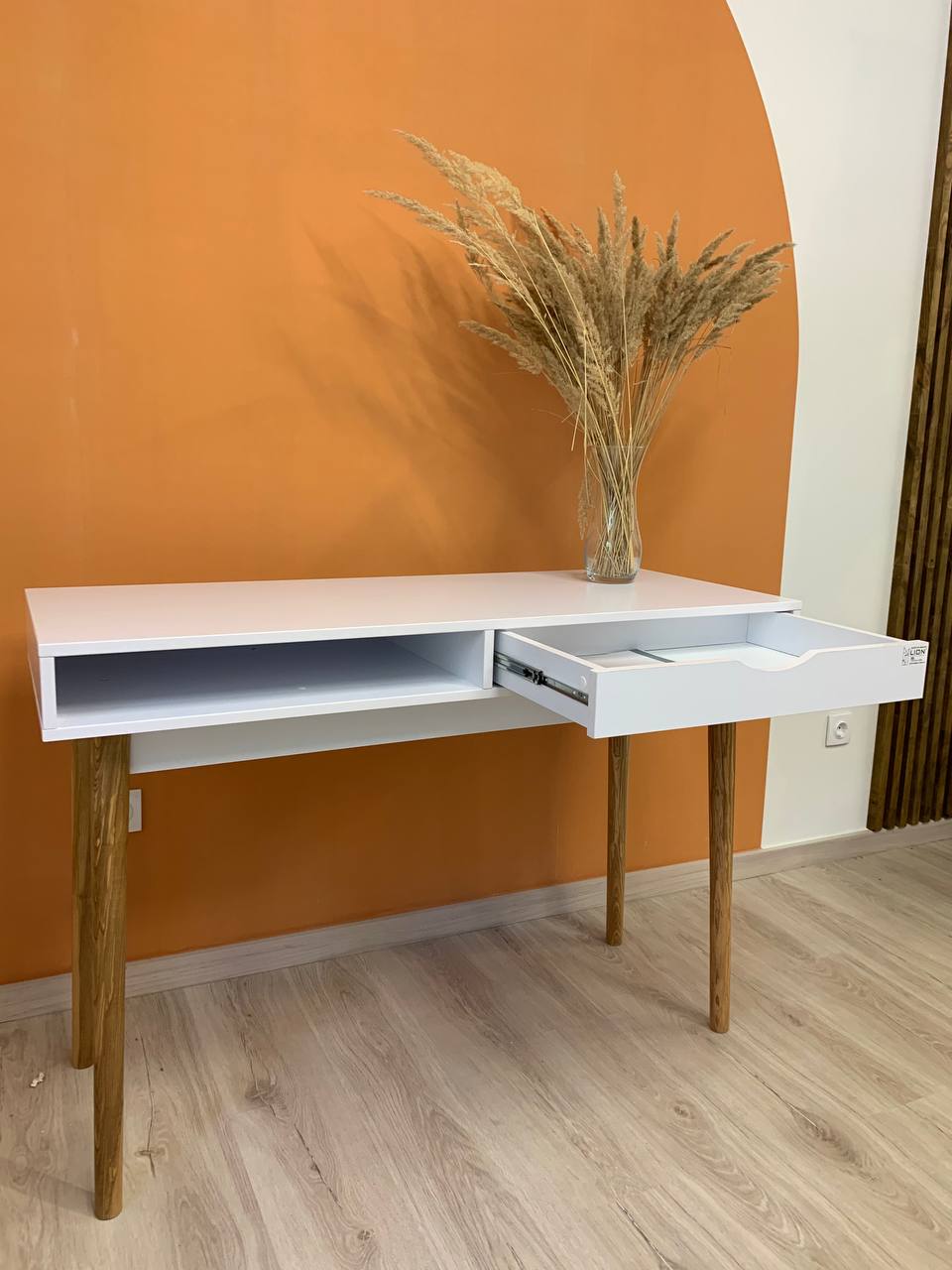 Письменный стол LION Сканди-1 Нимфея Альба (белый)/Дуб Сонома (LION-041194)