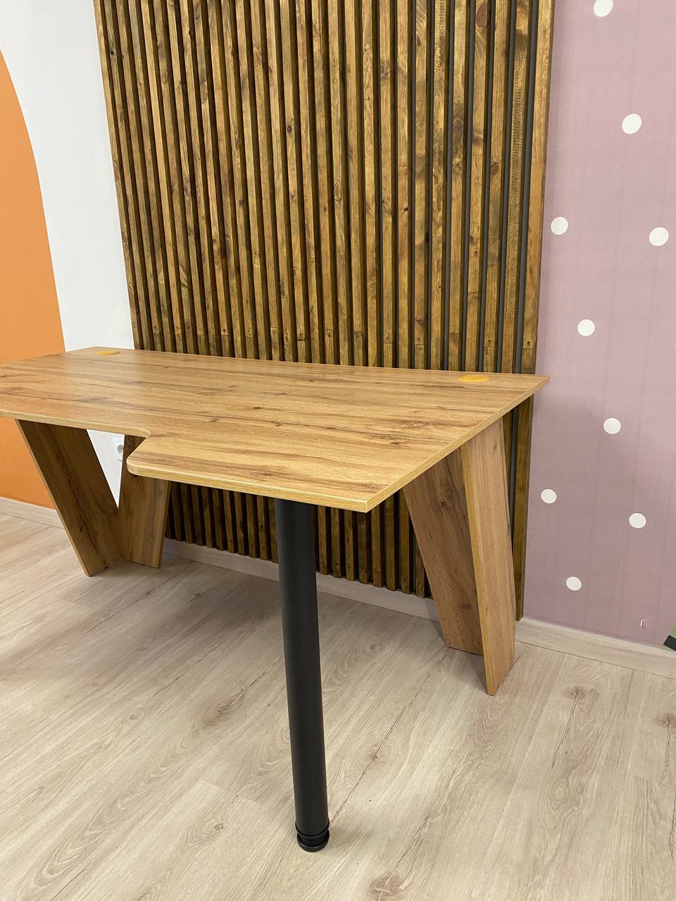 Компьютерный стол LION Квест Дуб Ливорно (LION-041166)