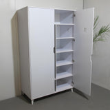 Шкаф двухдверный с ножками цвета светлый орех М-ЗОН Борн 1200 Нимфея Альба (белый) (MZN-031059)