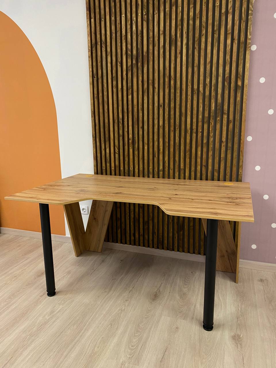 Компьютерный стол LION Квест Кашемир (LION-041175) ТОП