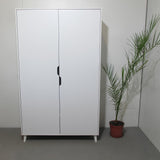 Шкаф двухдверный с белыми ножками М-ЗОН Борн 1200 Дуб Артизан (MZN-031052)