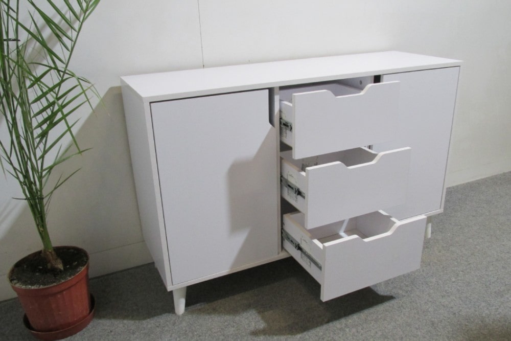 Комод в гостиную с белыми ножками М-ЗОН Борн 1200 Дуб артизан/Нимфея Альба (белый) (MZN-031095)